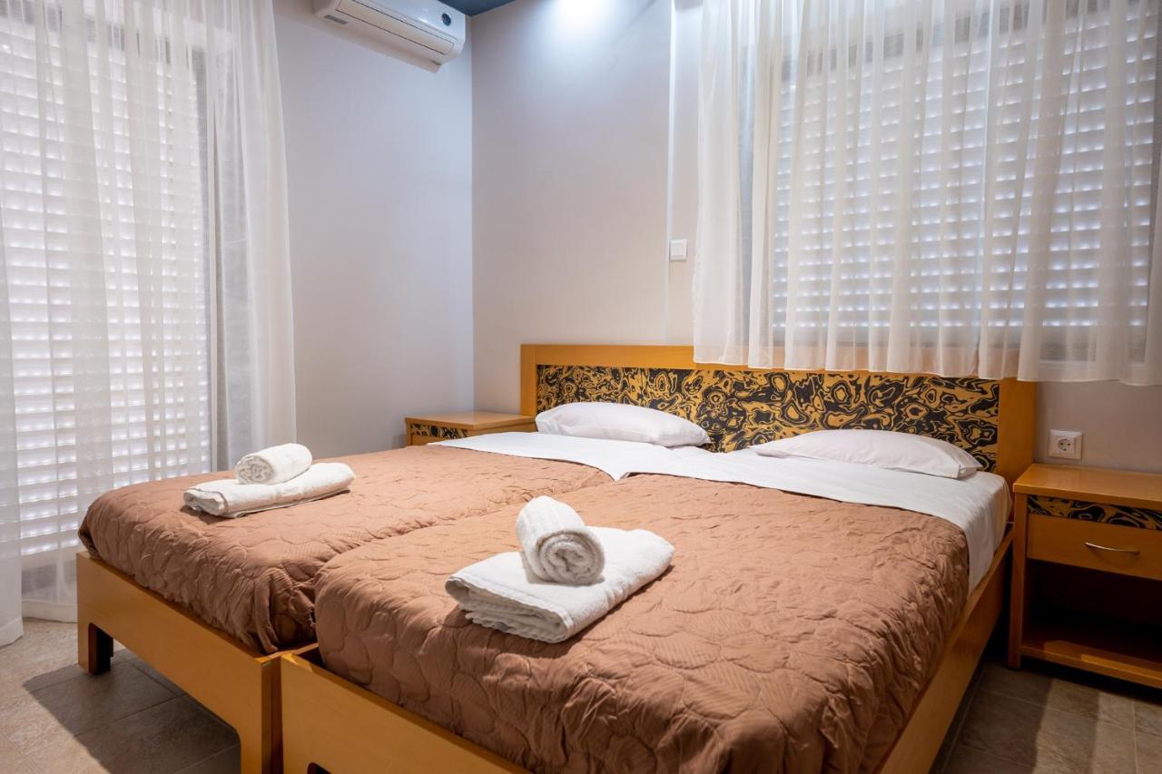 Milonas House Apartments Paralia Dionisiou Exterior foto