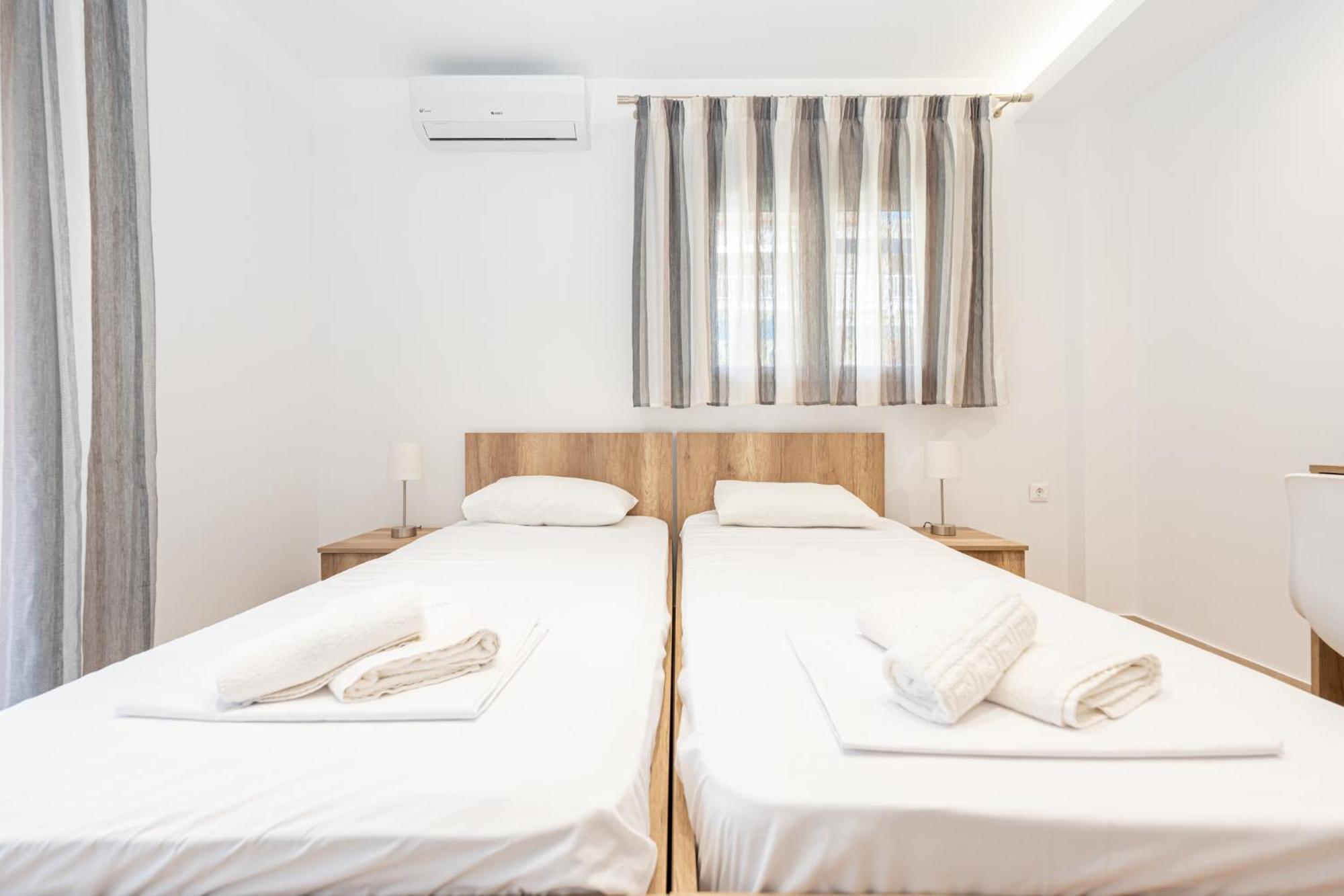 Milonas House Apartments Paralia Dionisiou Exterior foto